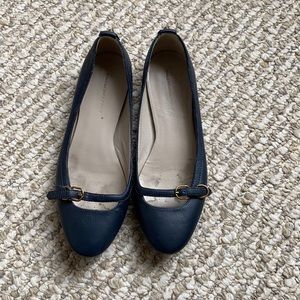 Balenciaga leather flats